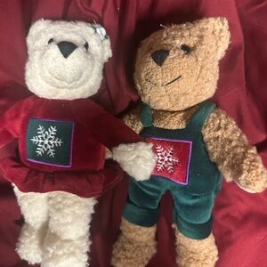 Hallmark Holiday Bear Decor Set‎ - Red, Green, White, Brown